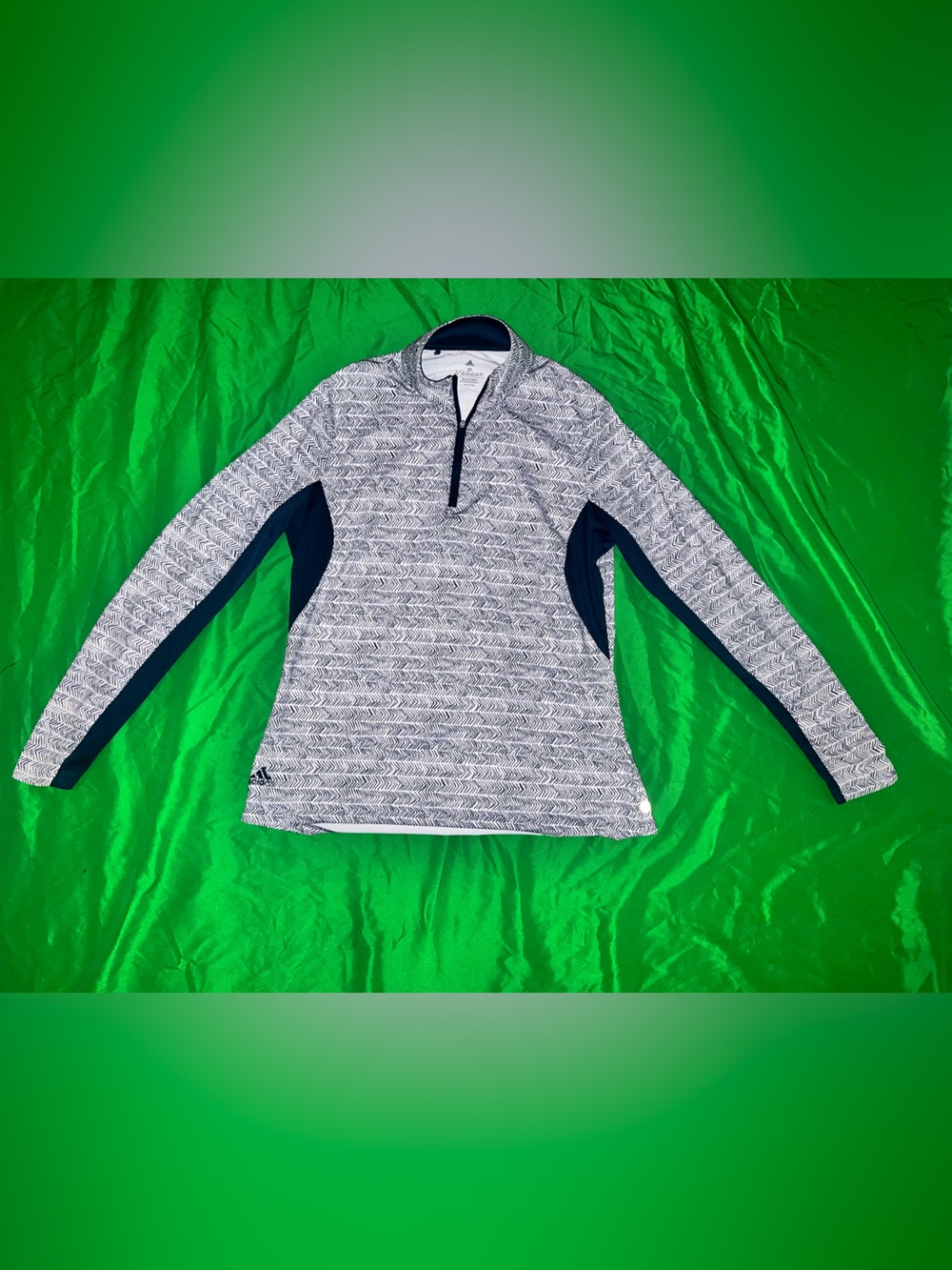 adidas Women's Grey Patterned V-Neck Pullover with Navy Panels size M- FLAW